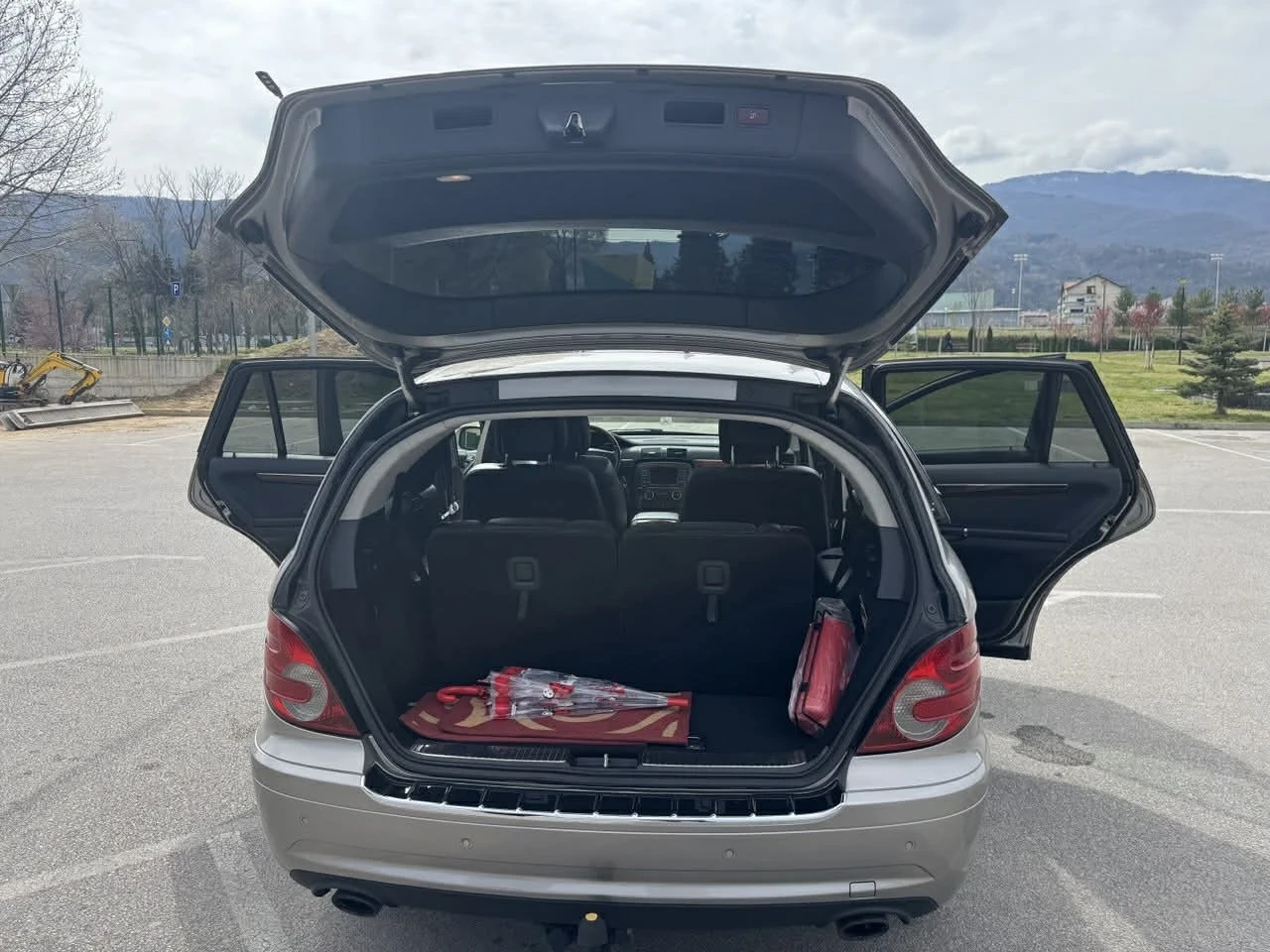 Mercedes-Benz R 320, снимка 14 - Автомобили и джипове - 53933679