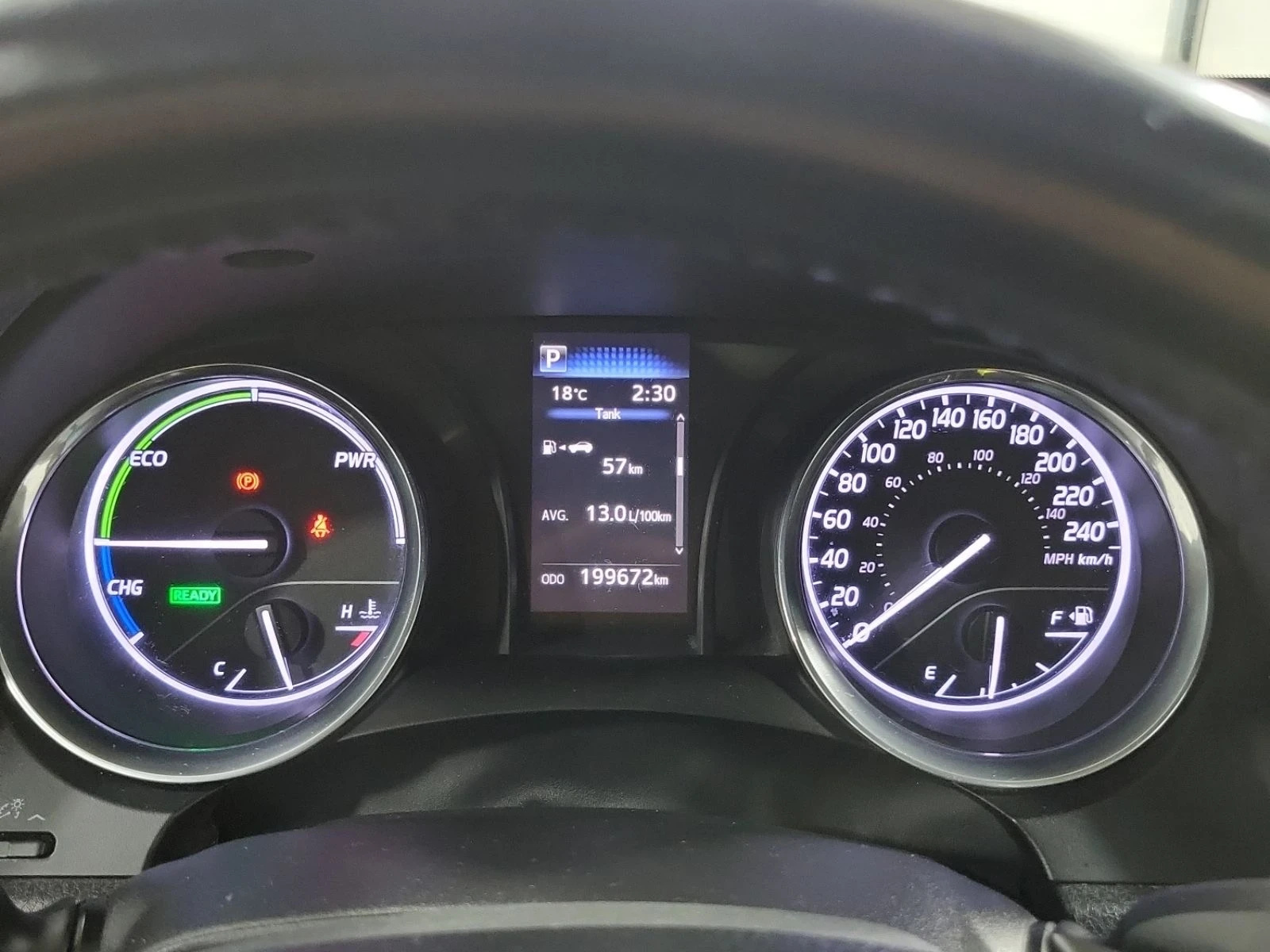 Toyota Camry ybrid SE | ПОДГРЕВ | КАМЕРА | 2019, снимка 10 - Автомобили и джипове - 54231719