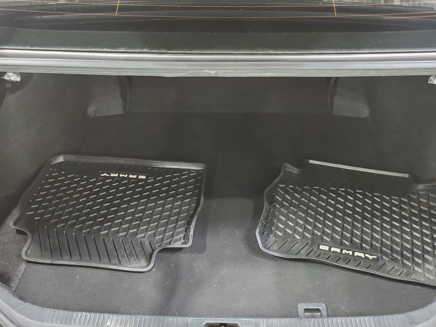 Toyota Camry ybrid SE | ПОДГРЕВ | КАМЕРА | 2019, снимка 14 - Автомобили и джипове - 54231719