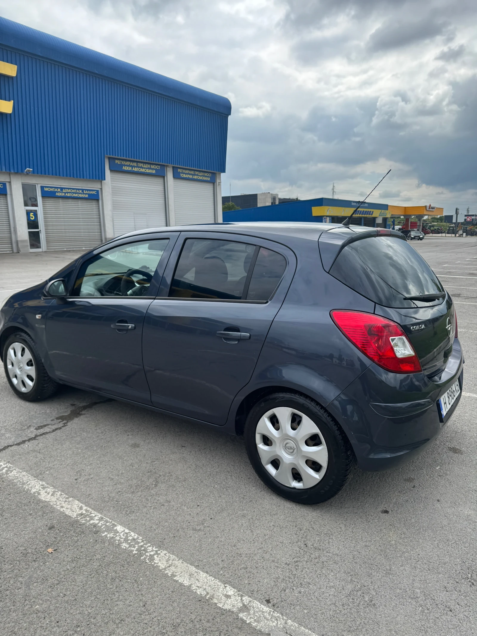 Opel Corsa, снимка 14 - Автомобили и джипове - 54490926