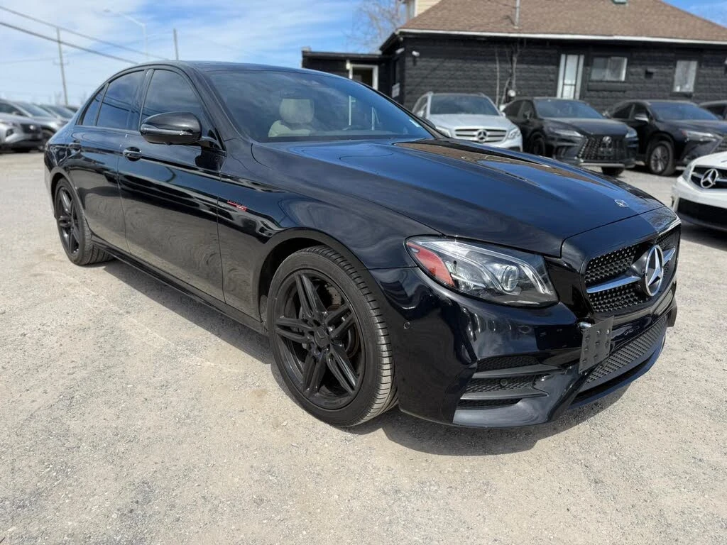 Mercedes-Benz E 53 AMG  Sedan 4MATIC+ , снимка 2 - Автомобили и джипове - 54578163