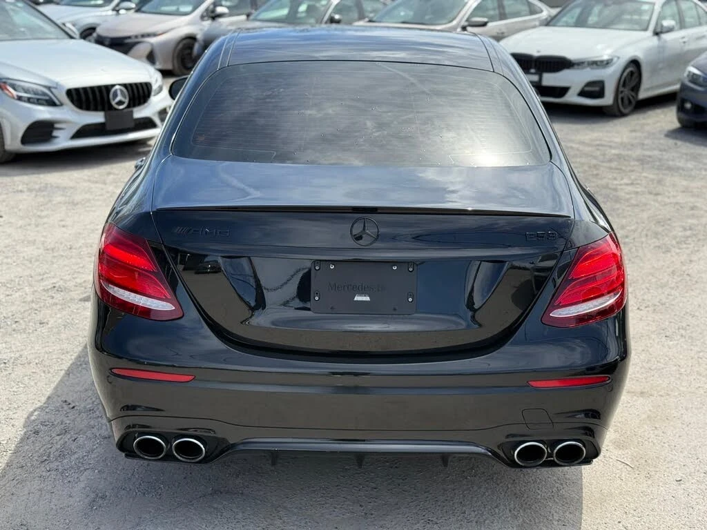 Mercedes-Benz E 53 AMG  Sedan 4MATIC+ , снимка 6 - Автомобили и джипове - 54578163