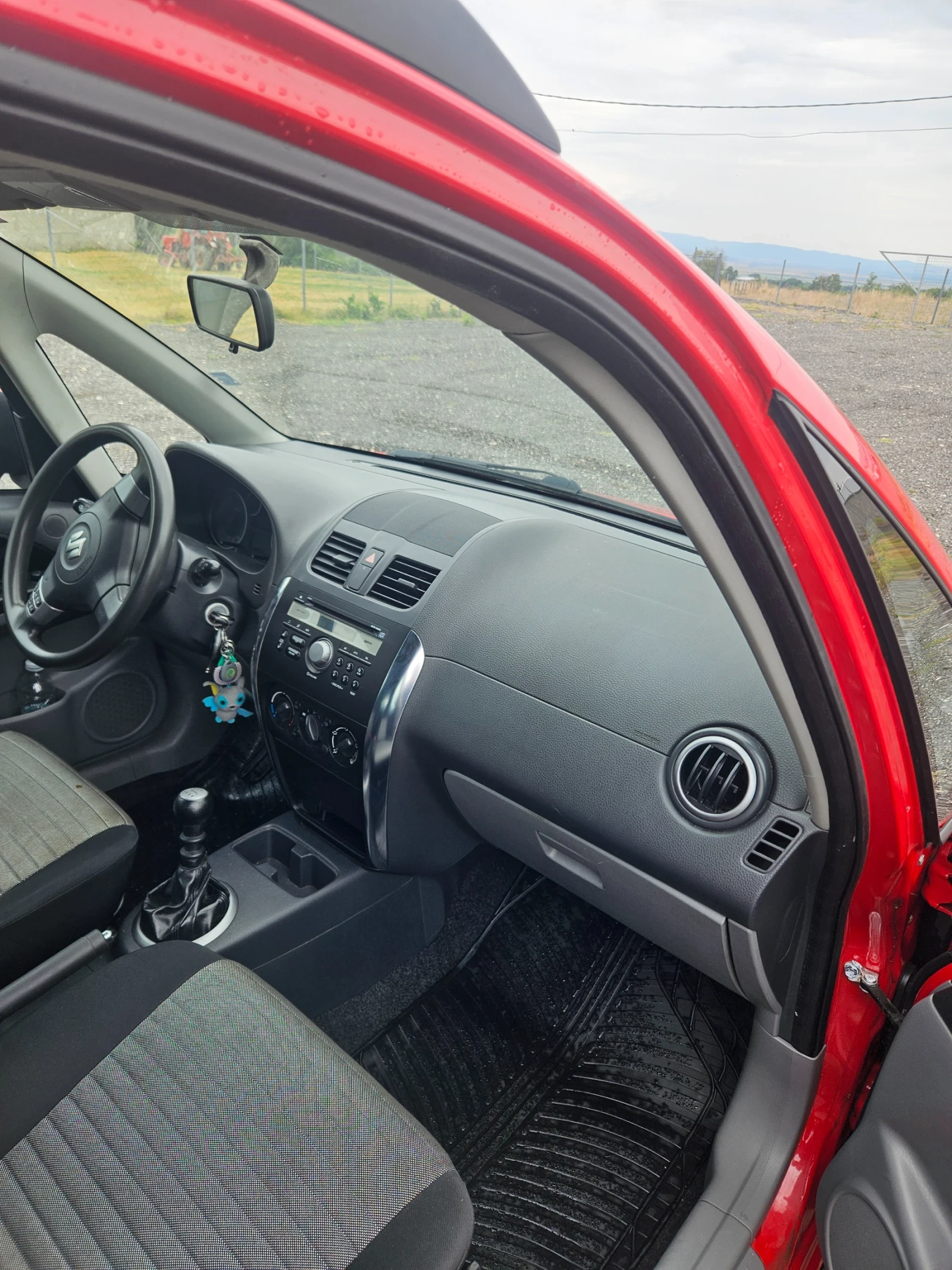 Suzuki SX4, снимка 6 - Автомобили и джипове - 55030847