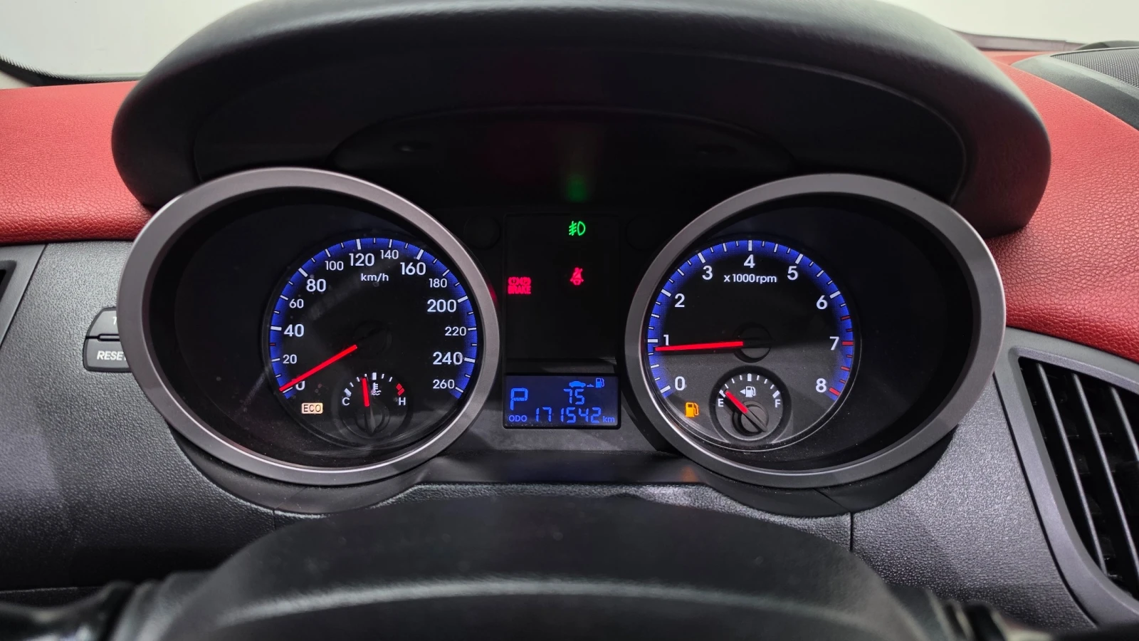 Hyundai Genesis * ���������� ��� ������������ ������ | Mobile.bg � ����������� 8
