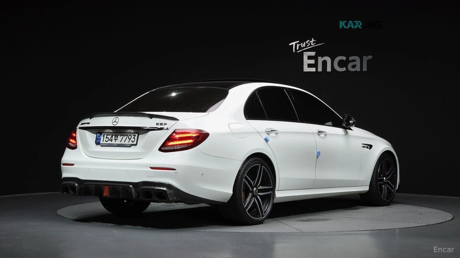 Mercedes-Benz E 63 AMG S* 4MATIC+ * HUD* 360* МАСАЖИ* КОЖА* ОБДУХВ, снимка 2 - Автомобили и джипове - 55397729