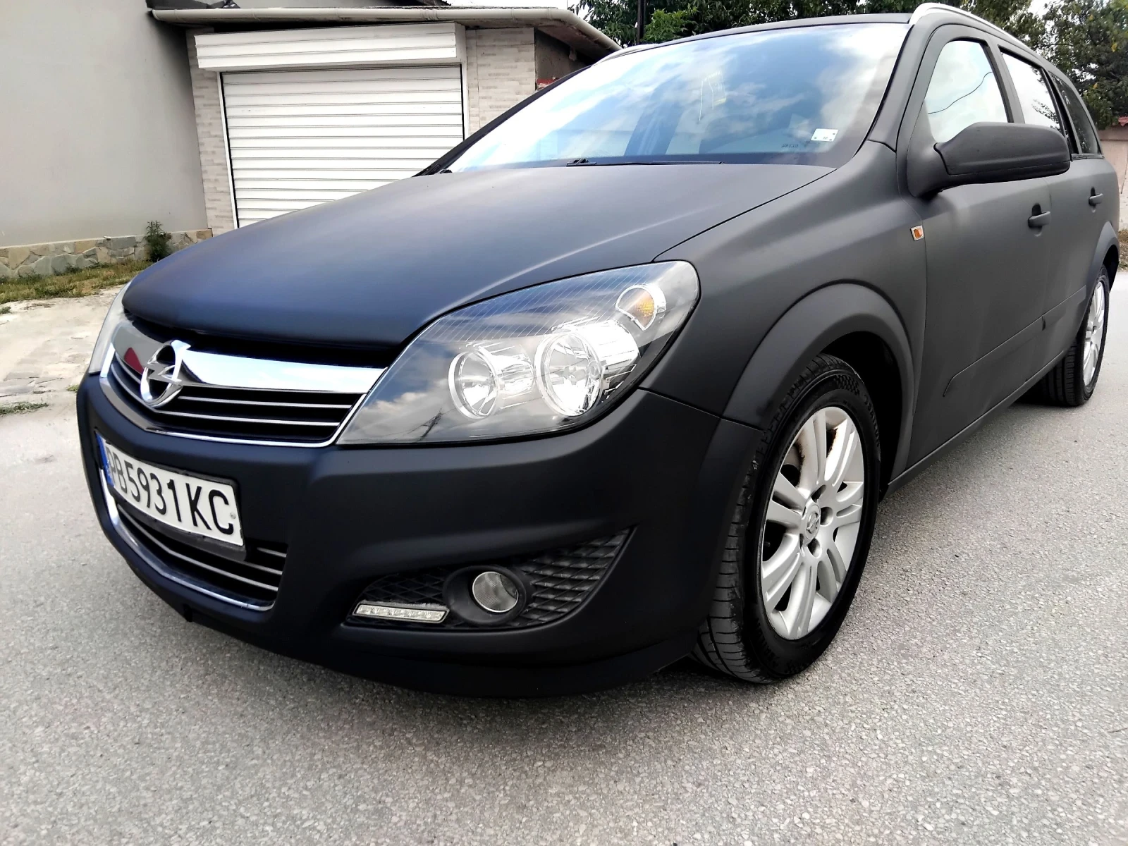 Opel Astra 1.9DCI.6скорости.автомат+ КЛИМА 2007г , снимка 2 - Автомобили и джипове - 55405498