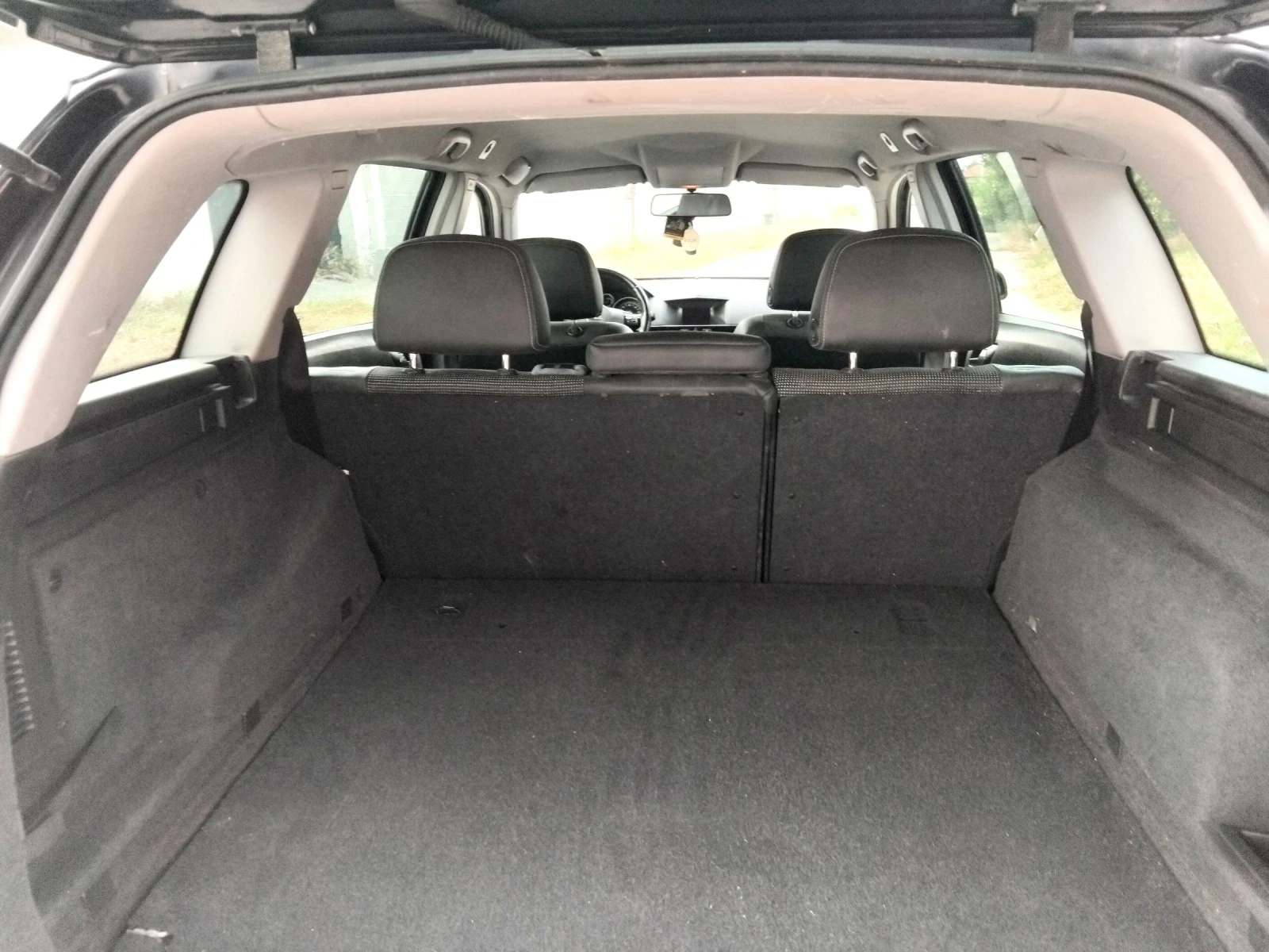 Opel Astra 1.9DCI.6скорости.автомат+ КЛИМА 2007г , снимка 12 - Автомобили и джипове - 55405498