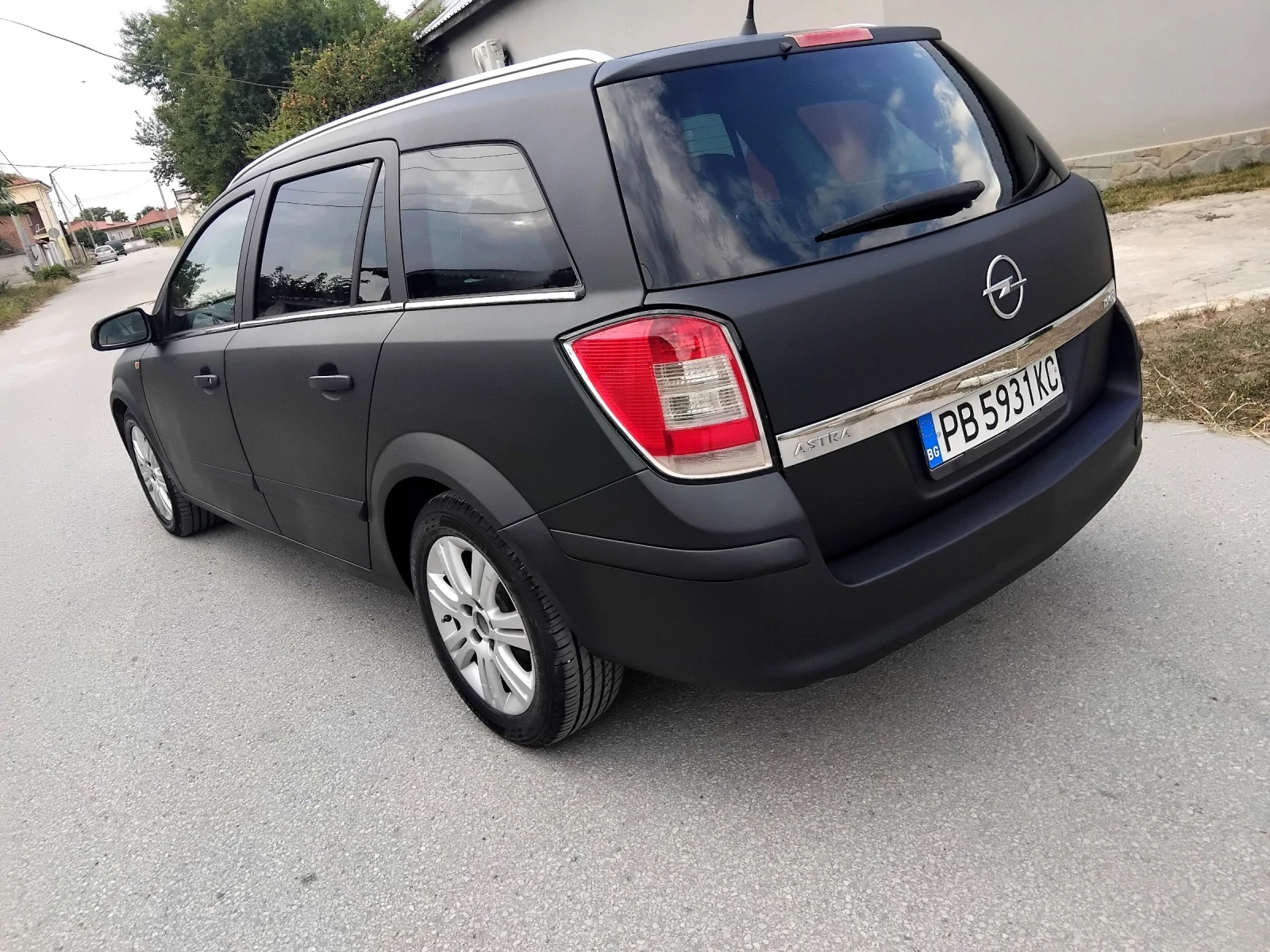 Opel Astra 1.9DCI.6скорости.автомат+ КЛИМА 2007г , снимка 6 - Автомобили и джипове - 55405498