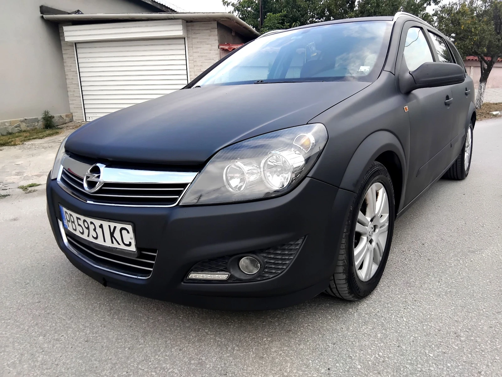 Opel Astra 1.9DCI.6скорости.автомат+ КЛИМА 2007г , снимка 14 - Автомобили и джипове - 55405498