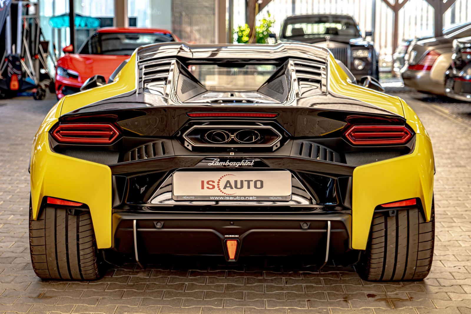 Lamborghini Temerario 4.0 PHEV/4WD/3D Камера/Керамика/Lift/PDC/Side Assi, снимка 6 - Автомобили и джипове - 55637176