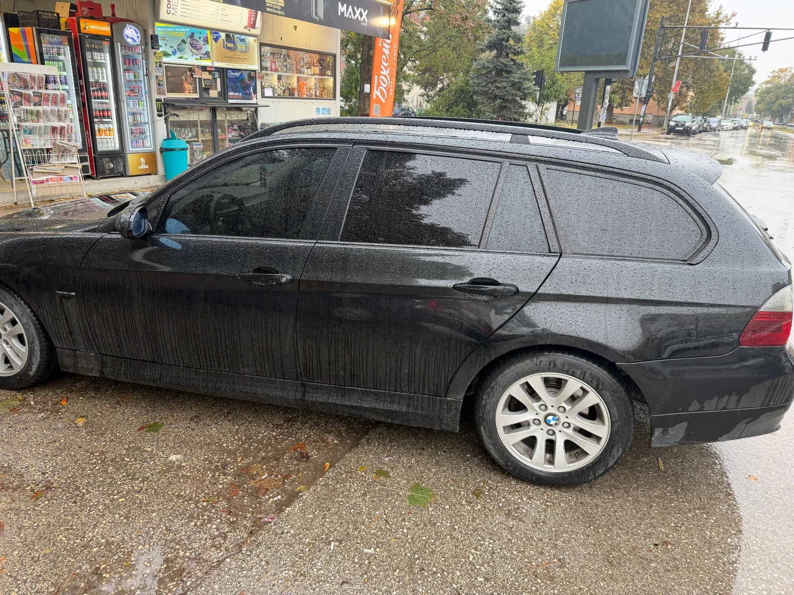 BMW 320, снимка 2 - Автомобили и джипове - 56697947