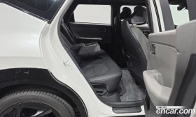Kia Seltos Gasoline 1.6T 4WD Signature X Line, снимка 17