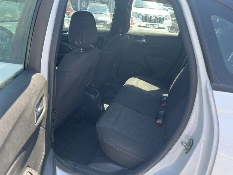 Opel Crossland X, снимка 6 - Автомобили и джипове - 52456392