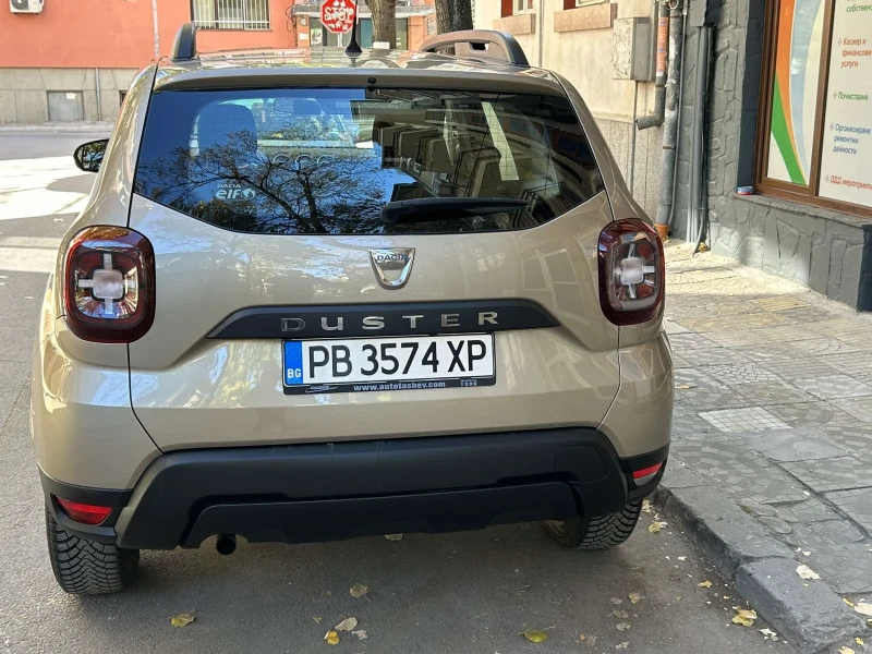 Dacia Duster 1.0TCE, снимка 8 - Автомобили и джипове - 52814015