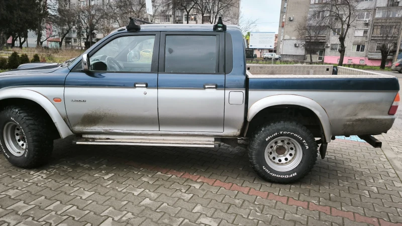 Mitsubishi L200, снимка 4 - Автомобили и джипове - 53381874