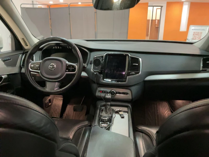 Volvo Xc90 D5 Гаранция 6м./Подобрения_мотор/Подгрев/Обдух/Cam, снимка 8 - Автомобили и джипове - 53495905