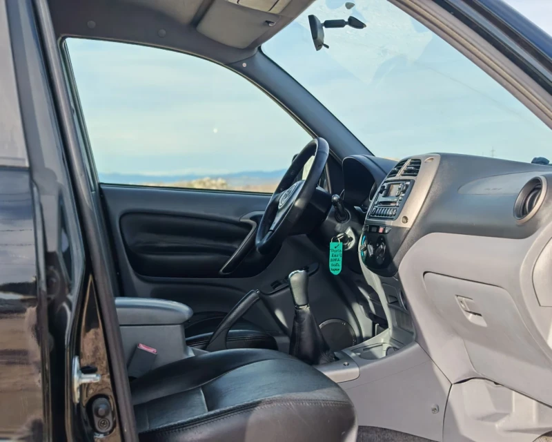 Toyota Rav4 2.0 116 К.С. ДИЗЕЛ! D4D! 4X4! , снимка 10 - Автомобили и джипове - 53566727