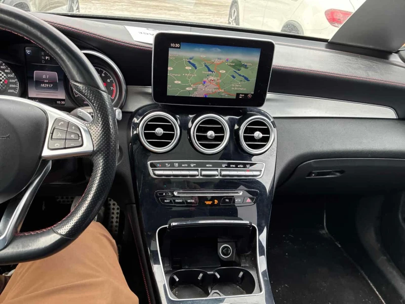 Mercedes-Benz GLC * AMG 43 * CARFAX * ЦЕНА ДО БГ, снимка 9 - Автомобили и джипове - 53596871