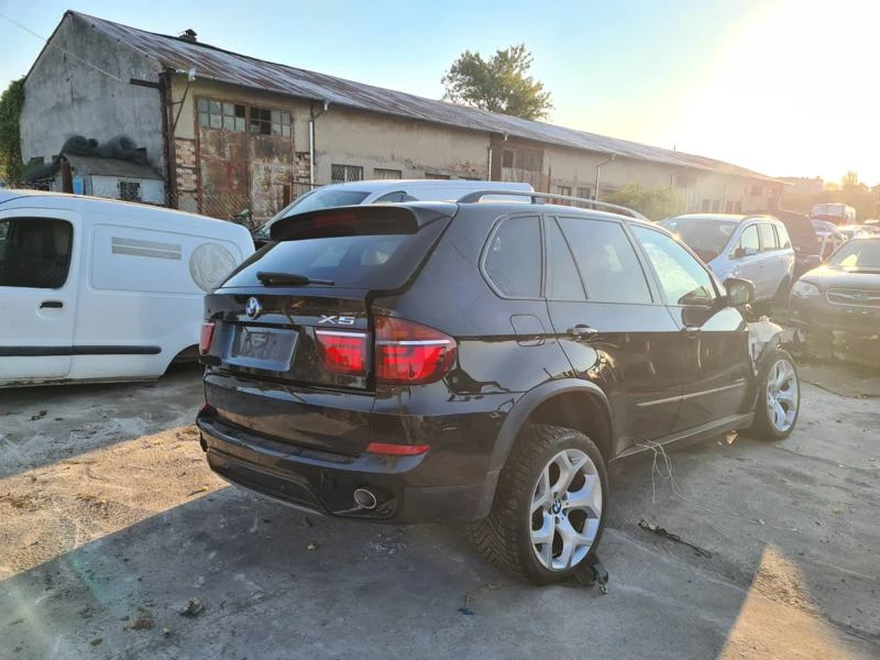 BMW X5 4.0D пали, снимка 1 - Автомобили и джипове - 34354231