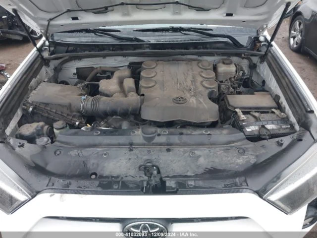 Toyota 4runner SR5 , снимка 13 - Автомобили и джипове - 48616316