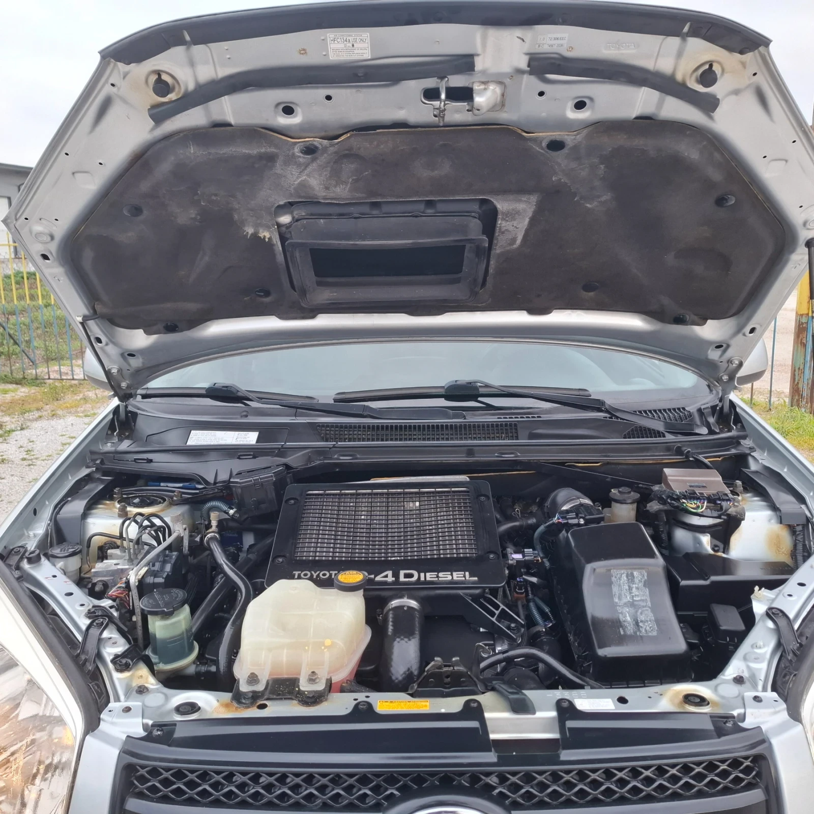 Toyota Rav4 2.0D4D 4?4, снимка 15 - Автомобили и джипове - 54152374