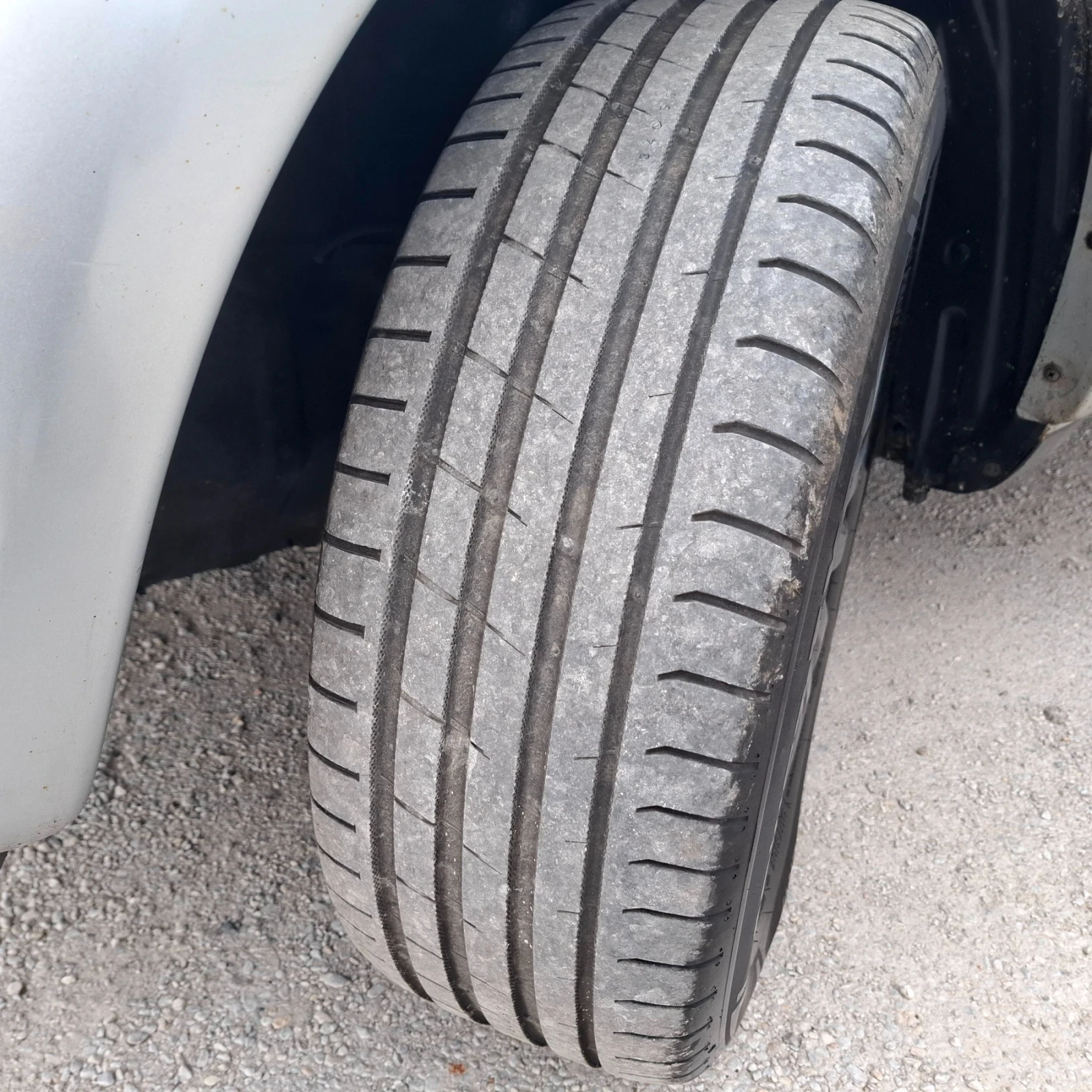 Toyota Rav4 2.0D4D 4?4, снимка 14 - Автомобили и джипове - 54152374