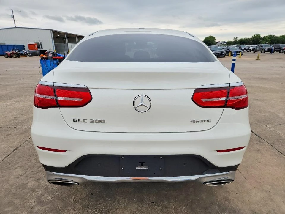 Mercedes-Benz GLC Coupe 4 Matic*  Burmester * Кожа, снимка 6 - Автомобили и джипове - 55628198