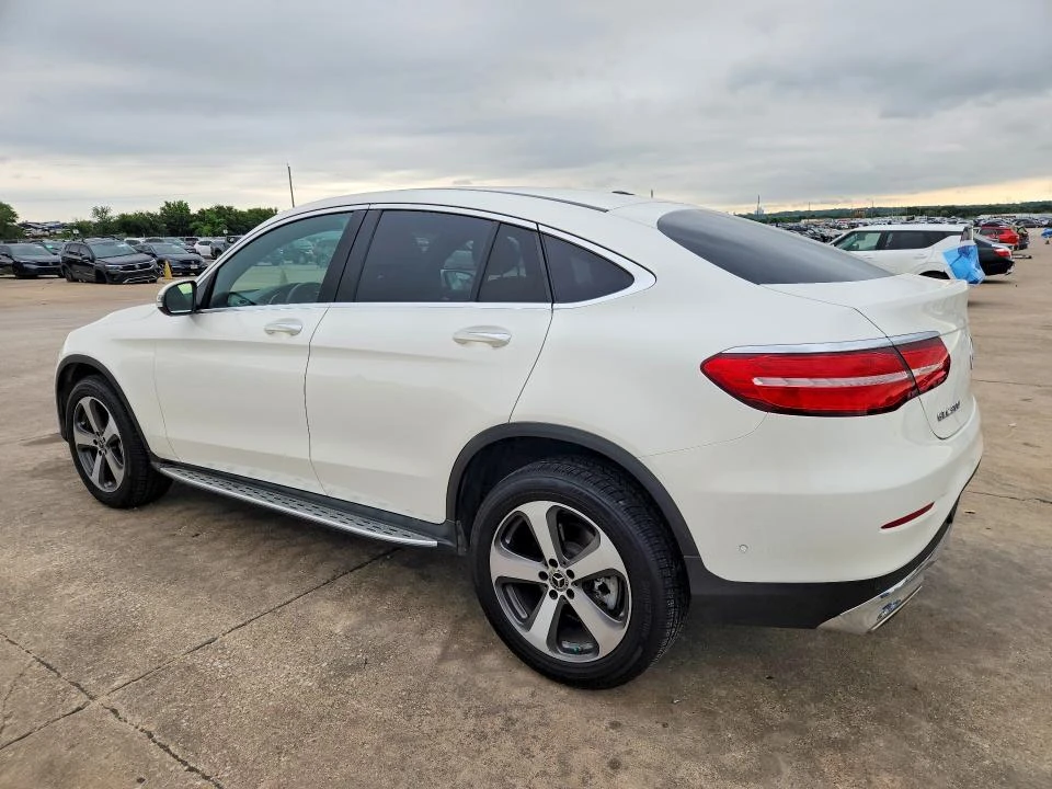 Mercedes-Benz GLC Coupe 4 Matic*  Burmester * Кожа, снимка 2 - Автомобили и джипове - 55628198