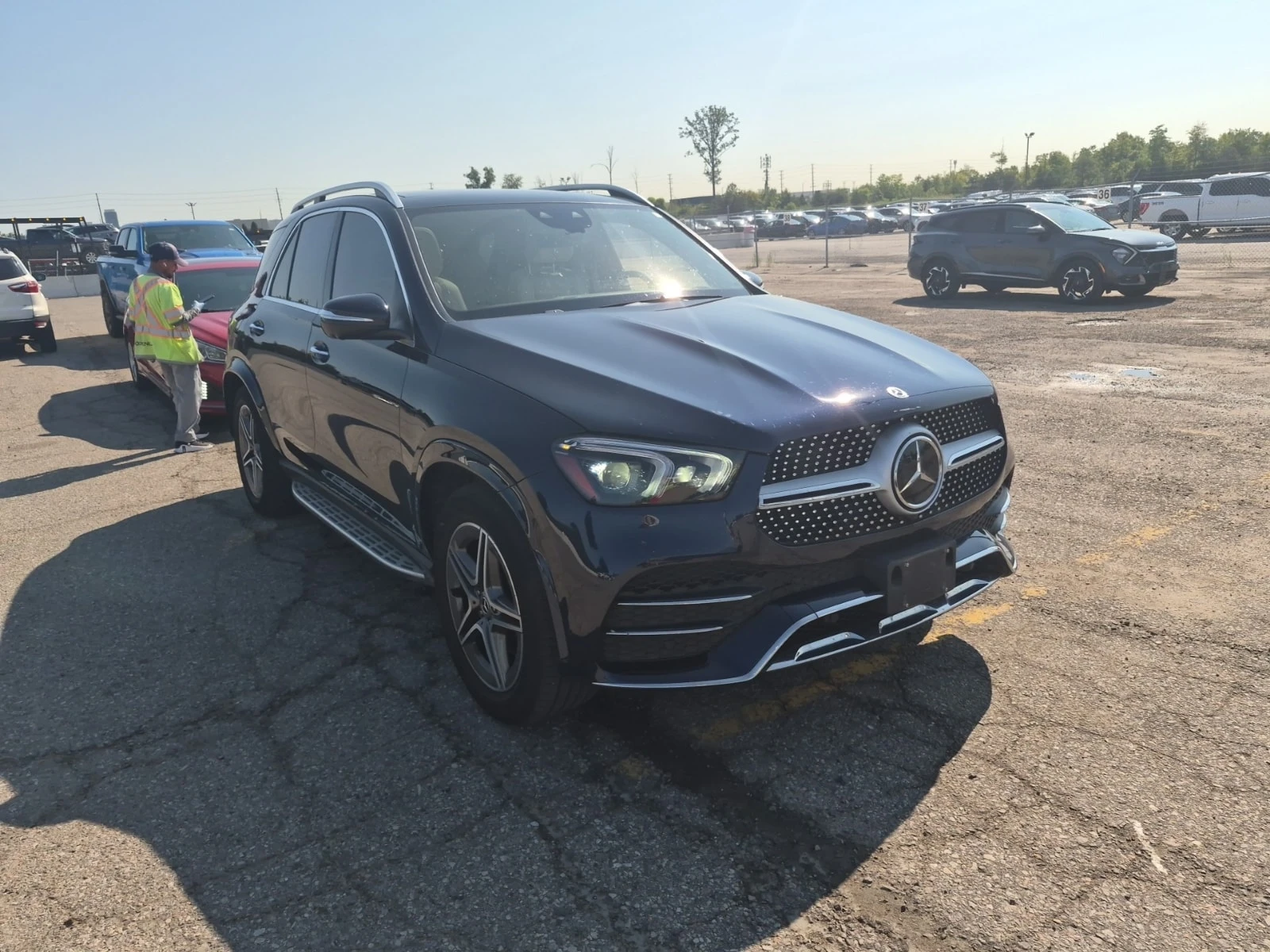 Mercedes-Benz GLE 450  DISTRONIC / 360 / MEMORY / BURMESTER , снимка 2 - Автомобили и джипове - 56023287