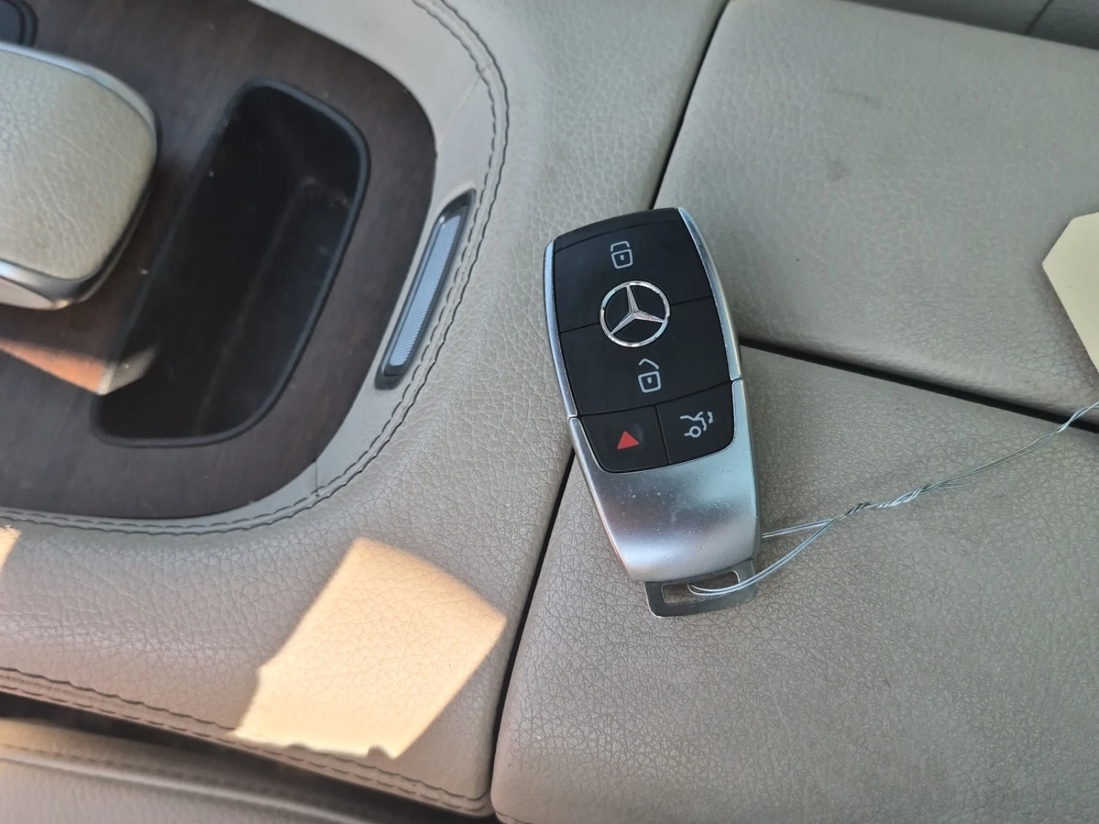Mercedes-Benz GLE 450  DISTRONIC / 360 / MEMORY / BURMESTER , снимка 8 - Автомобили и джипове - 56023287
