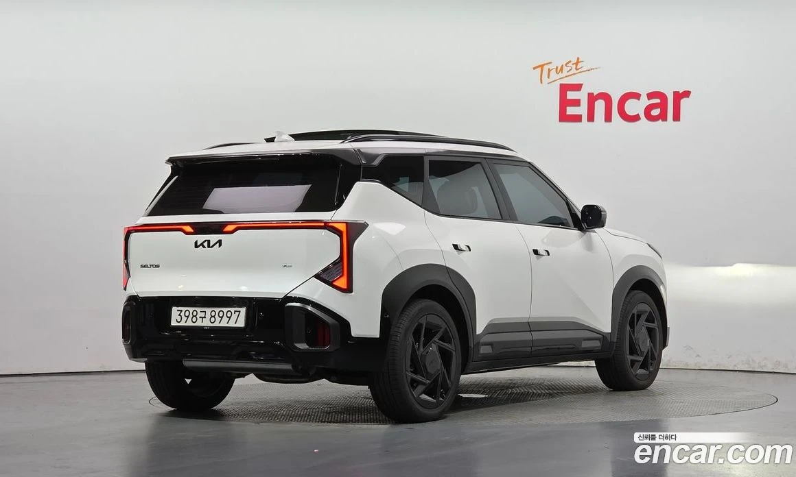 Kia Seltos Gasoline 1.6T 4WD Signature X Line, снимка 2 - Автомобили и джипове - 56134586