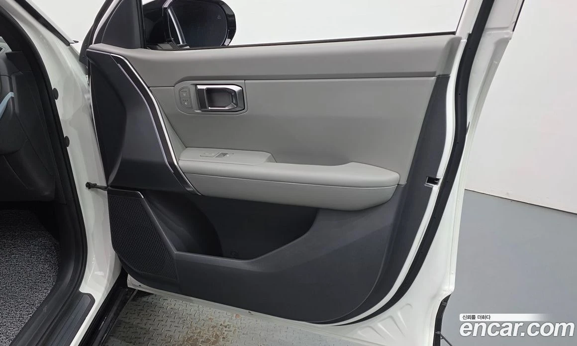Kia Seltos Gasoline 1.6T 4WD Signature X Line, снимка 14 - Автомобили и джипове - 56134586