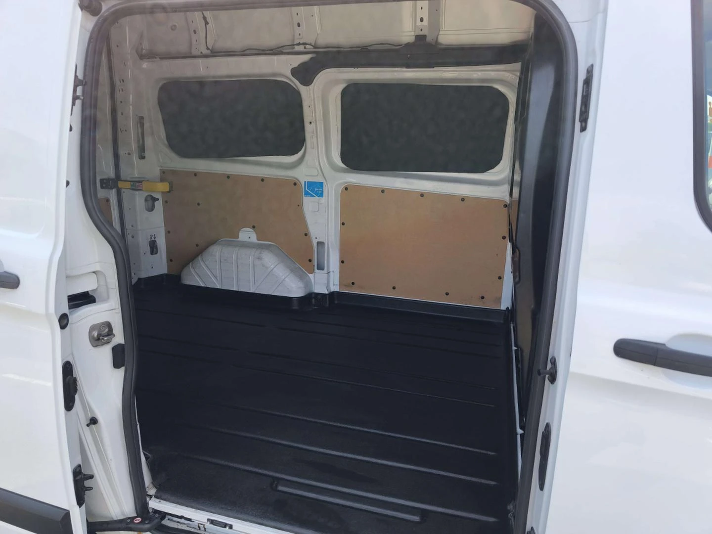 Ford Transit Custom 2.0L - изображение 9