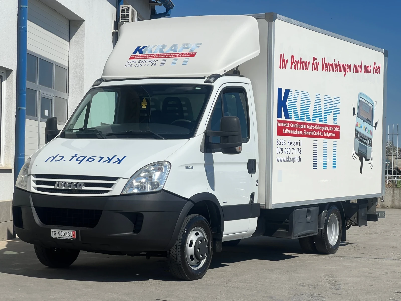 Iveco Daily 35c18 / 3.0L-180к.с / Падащ борд / Б-кат., снимка 4 - Бусове и автобуси - 54125216