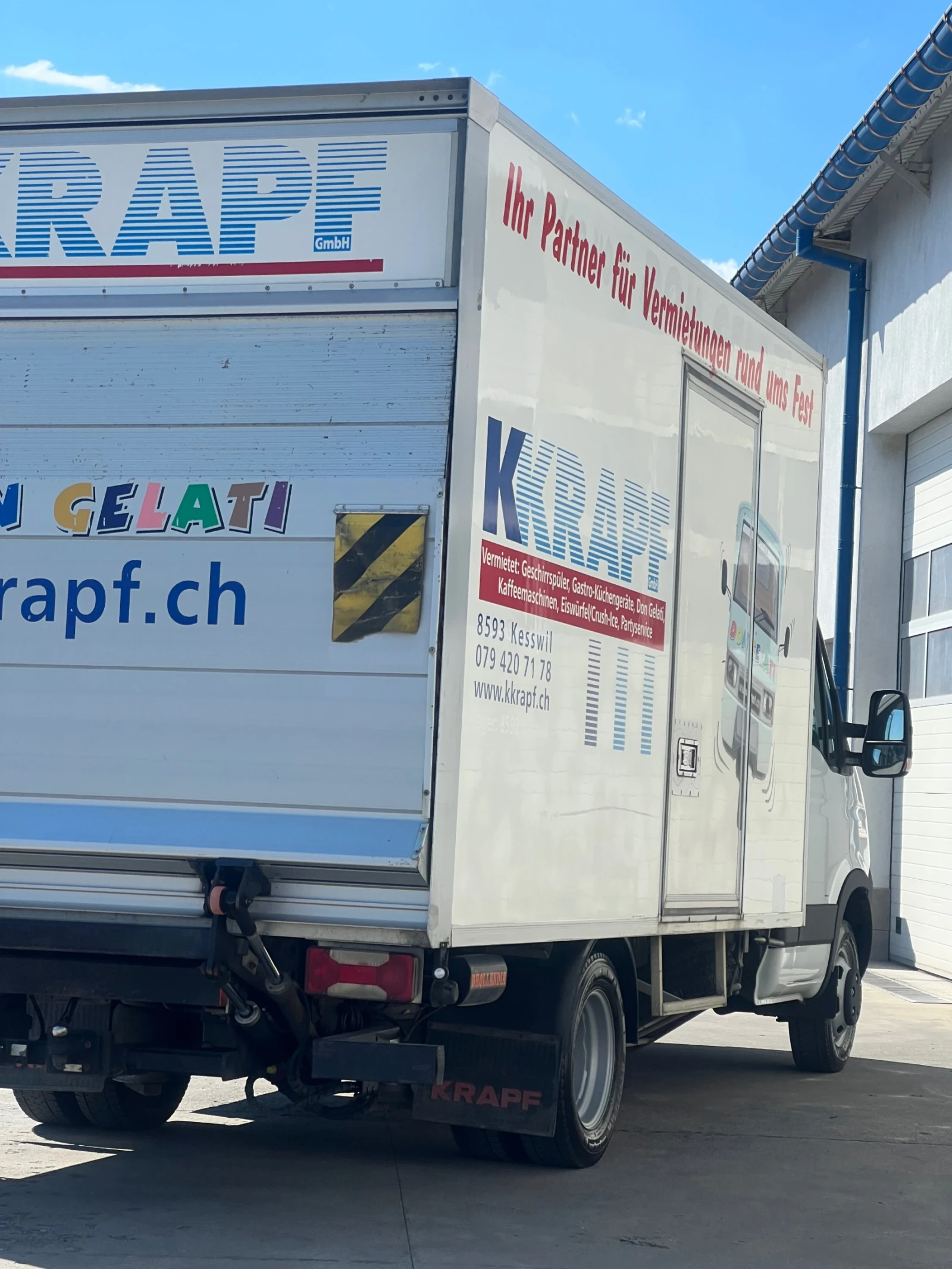 Iveco Daily 35c18 / 3.0L-180к.с / Падащ борд / Б-кат., снимка 9 - Бусове и автобуси - 54125216