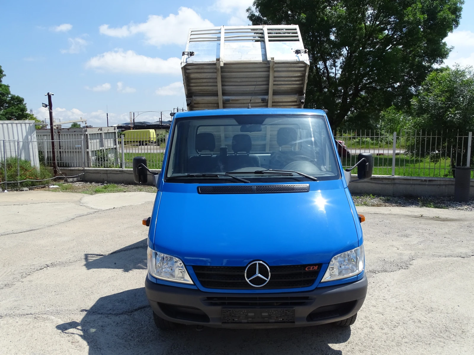Mercedes-Benz Sprinter 413 НОВ ВНОС ОТ ШВЕЙЦАРИЯ, снимка 2 - Бусове и автобуси - 54790918