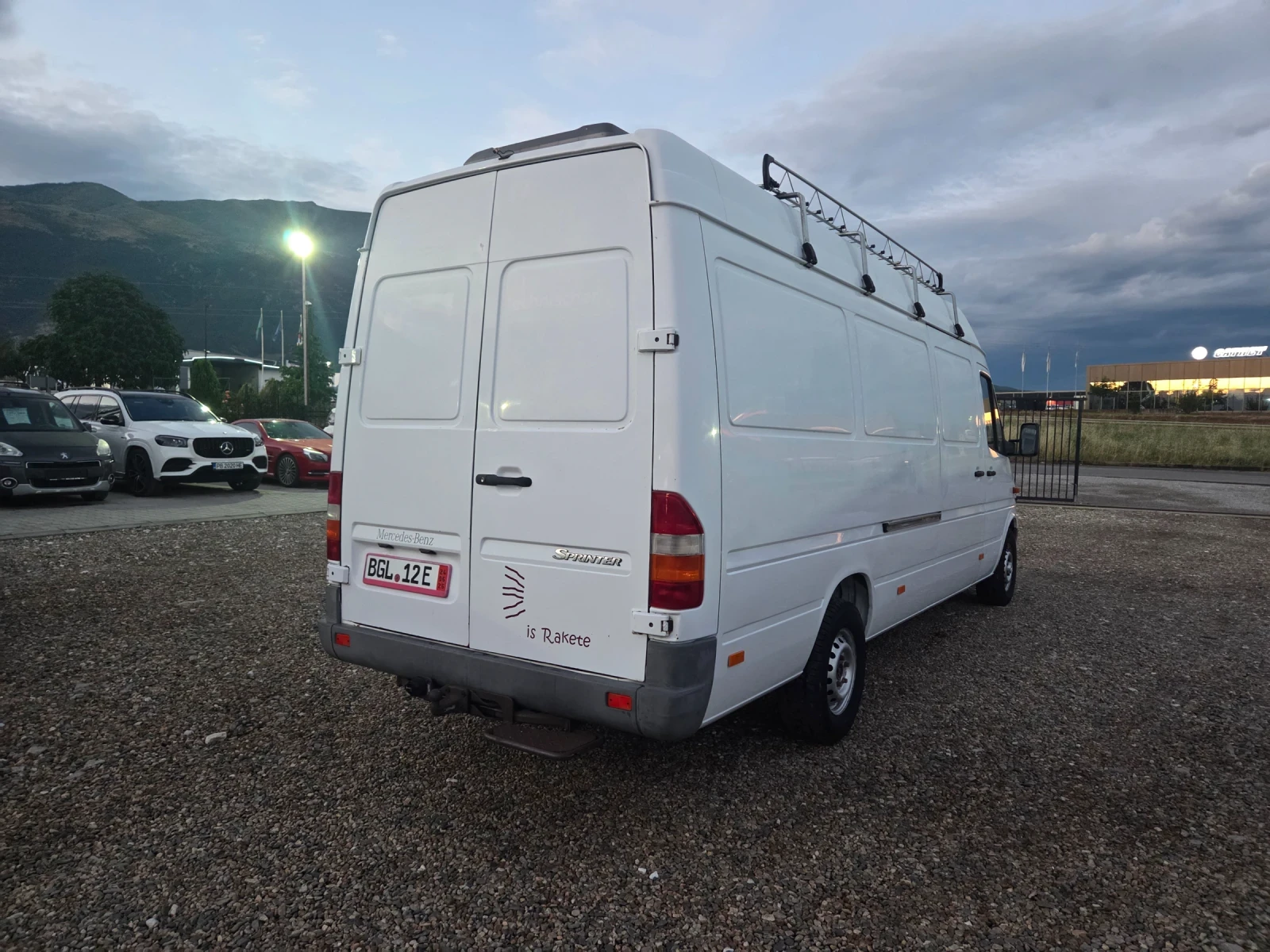 Mercedes-Benz Sprinter 313 313CDI климатик, люк топ , снимка 6 - Бусове и автобуси - 55255500