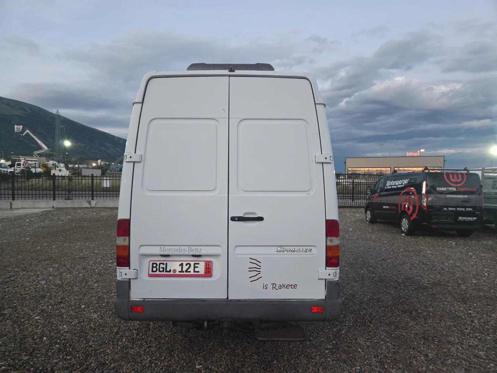 Mercedes-Benz Sprinter 313 313CDI климатик, люк топ , снимка 5 - Бусове и автобуси - 55255500