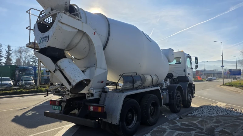 Mercedes-Benz Arocs 32 36 EURO 4 9 куб см 8х4, снимка 5 - Камиони - 52690959