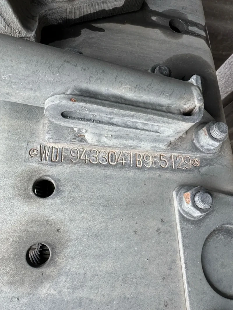 Mercedes-Benz Arocs 32 36 EURO 4 9 куб см 8х4, снимка 4 - Камиони - 52690959