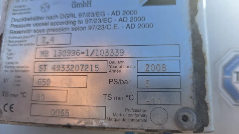 Mercedes-Benz Arocs 32 36 EURO 4 9 куб см 8х4, снимка 14 - Камиони - 52690959