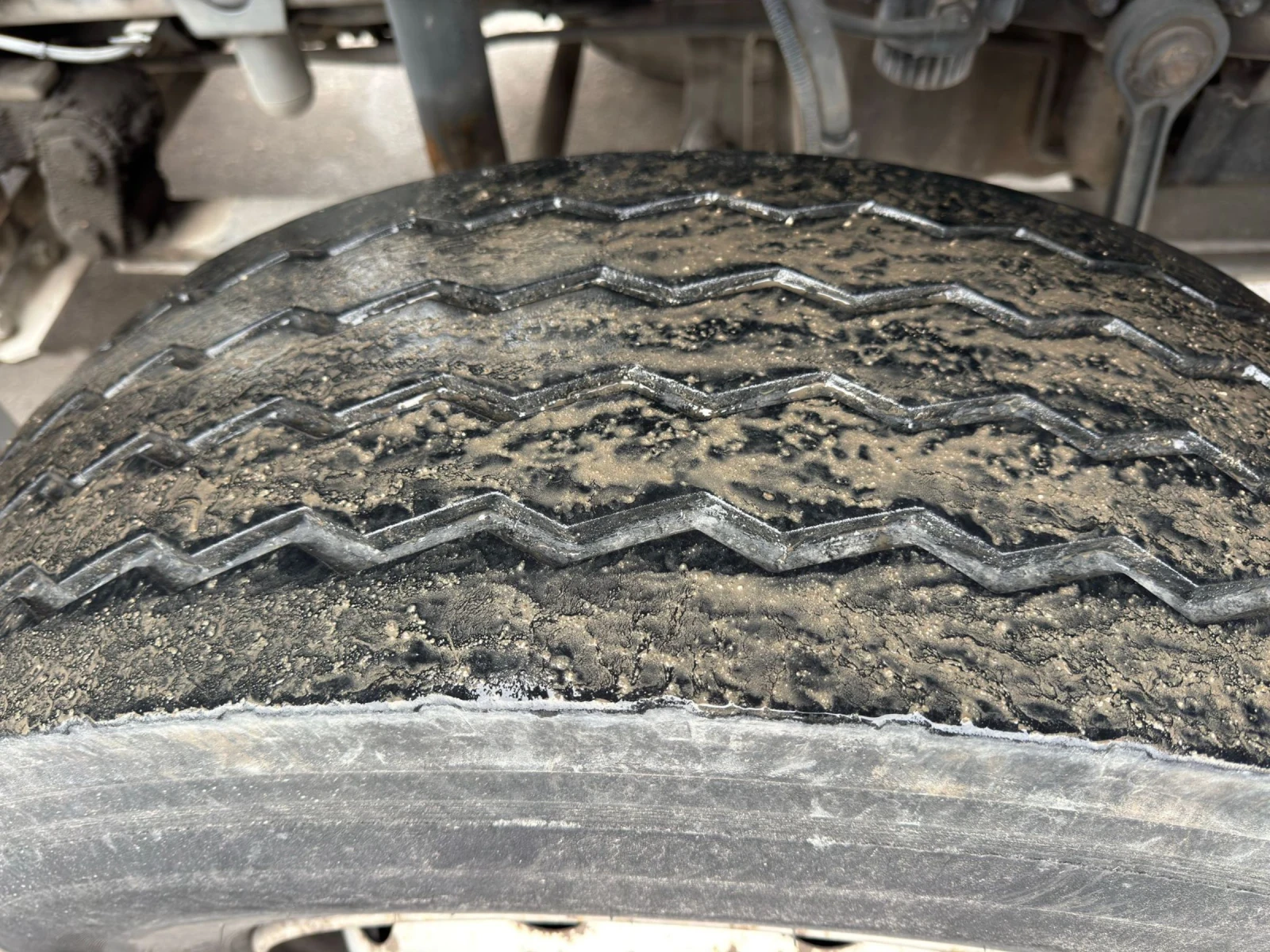 Mercedes-Benz Arocs 32 36 EURO 5 9 куб см 8х4 - изображение 10