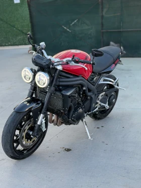 Triumph Speed Triple 1050, снимка 2