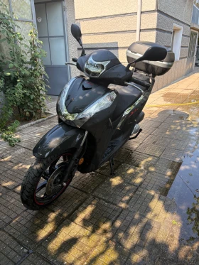 Обява за продажба на Honda Sh ABS Sport  ~5 100 лв. - изображение 4