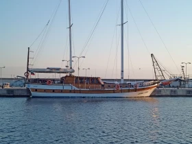 Моторна яхта Собствено производство Гюлет, снимка 2