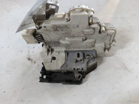 ����� �� �������� �� ����� (����� ����) 3C4839015C Audi Q7