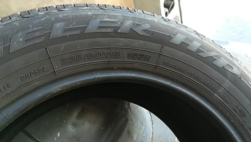 Гуми Летни 235/60R18, снимка 7 - Гуми и джанти - 25611131