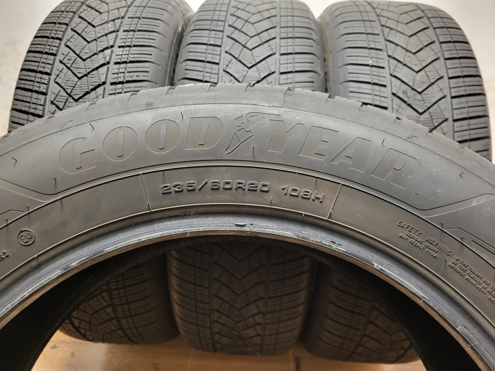 ���� 235/60R20 | Mobile.bg � ����������� 9