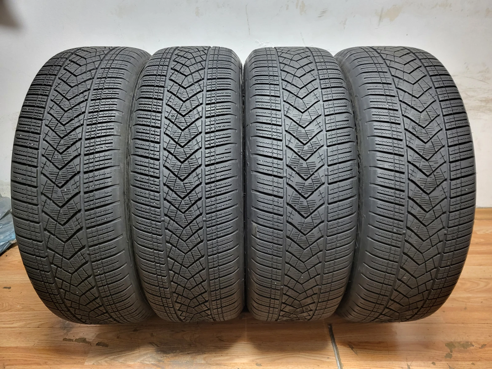 ���� 235/60R20 | Mobile.bg � ����������� 1