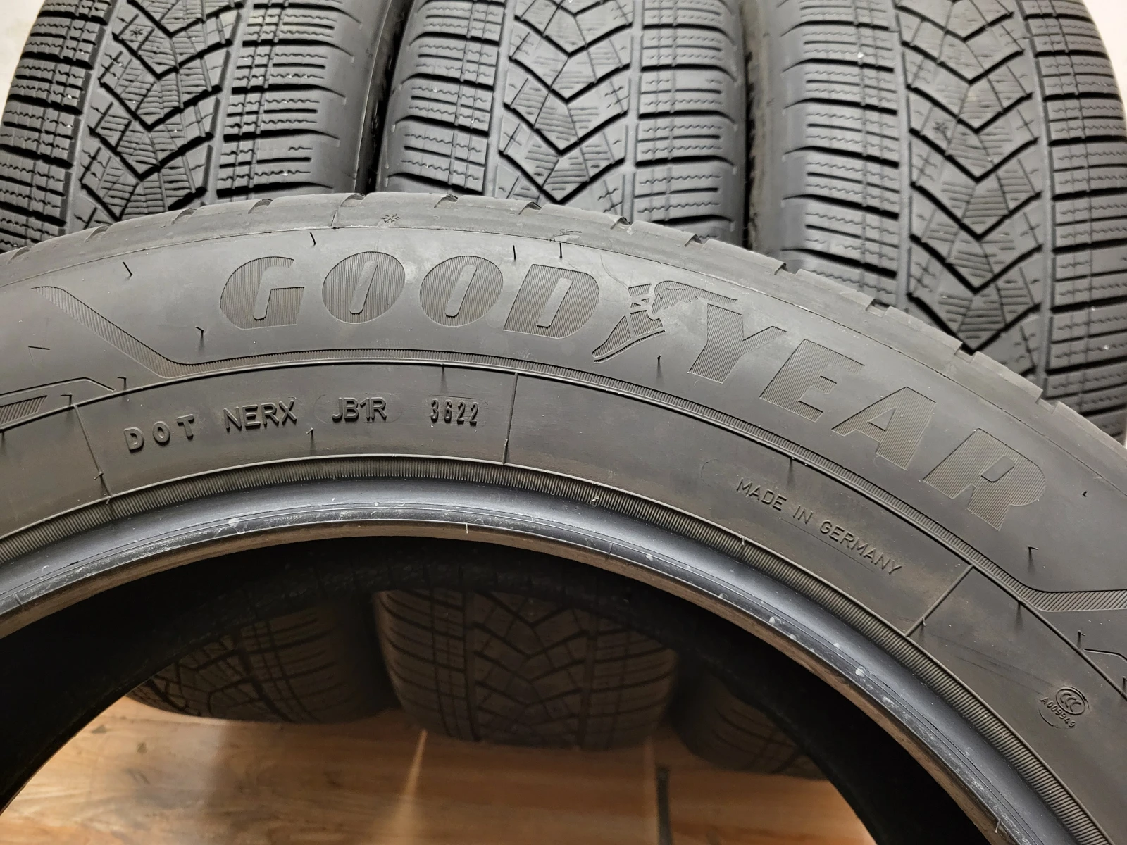 ���� 235/60R20 | Mobile.bg � ����������� 11